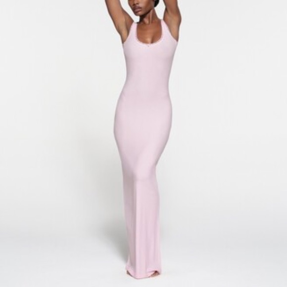 Elegant Pink Maxi Dress